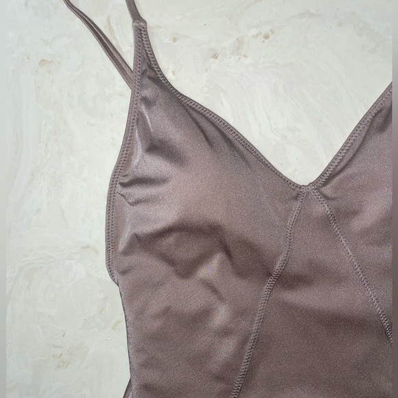 NWOT PacSun LA Hearts Mauve One Piece Swimsuit - Picture 3 of 5